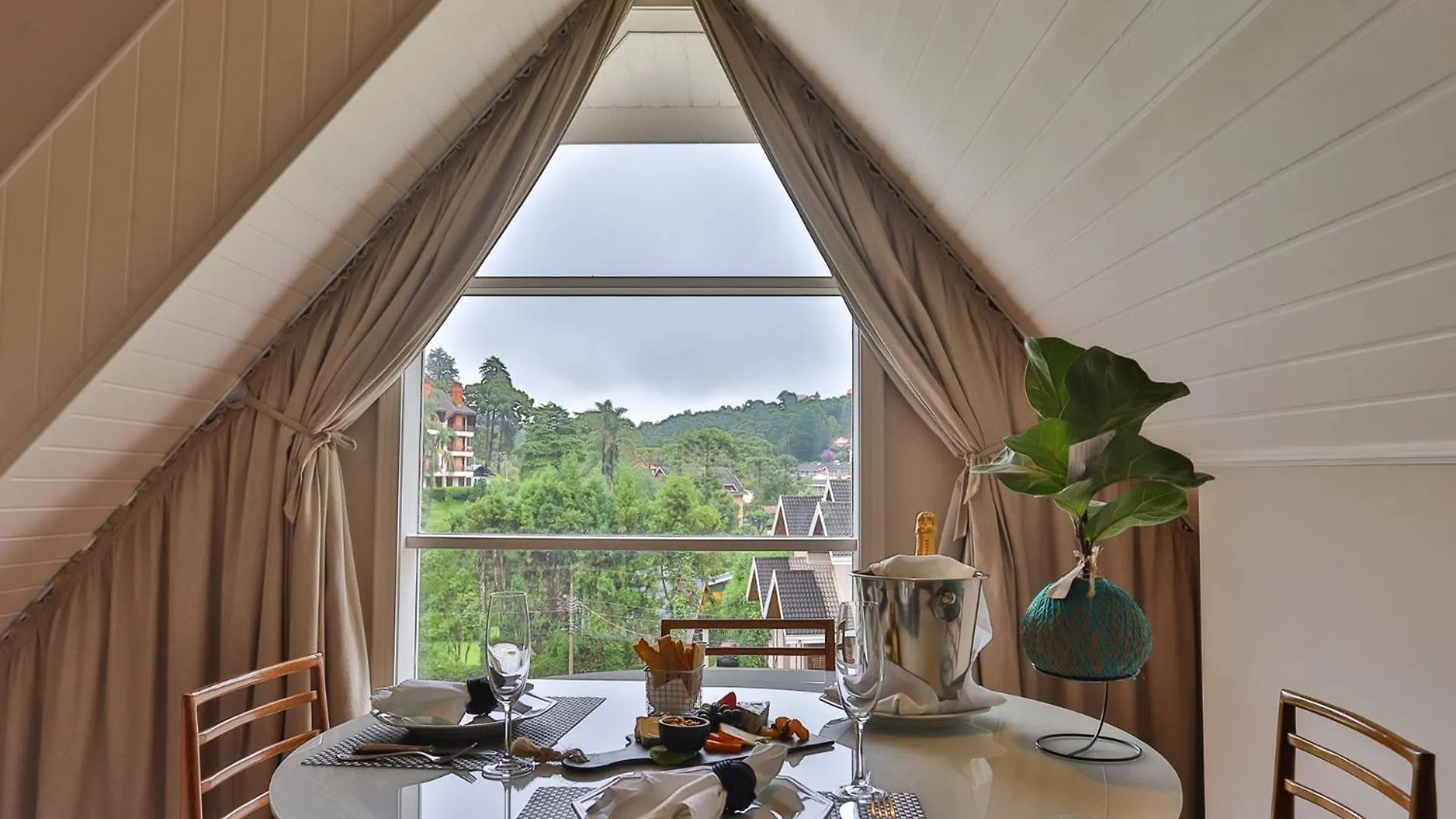 Secreto Boutique Hotel Campos do Jordao 5*,
